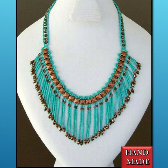 Turquoise Beaded Necklace Hand Made. - Picture 2 of 2